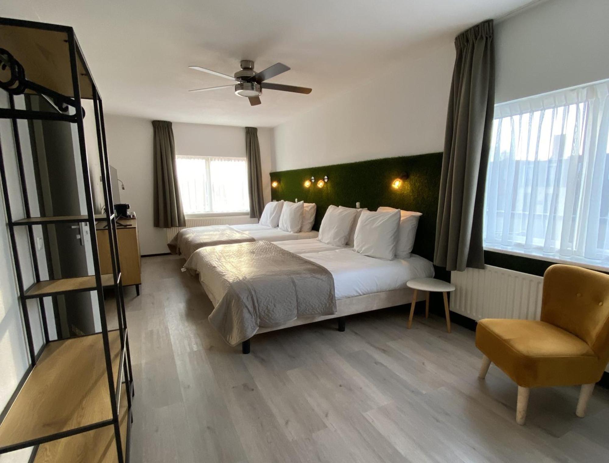 Emilia Hotel 3*